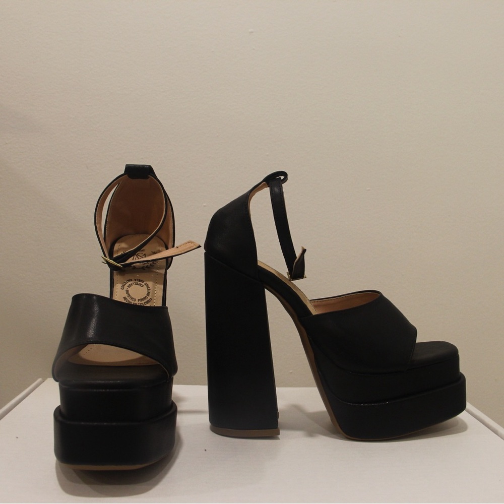 Elegant Heeled Sandals + Free Handbag & Sunglasses